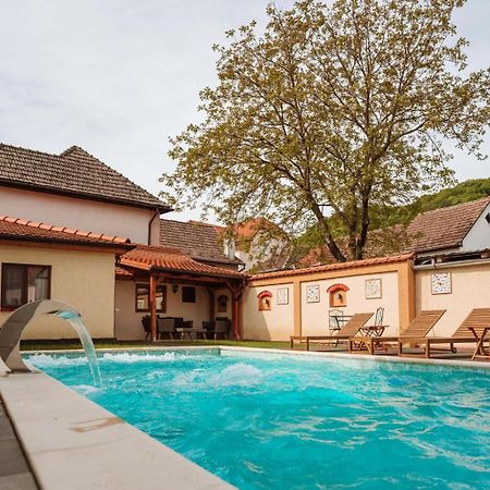 Hotel Carolina House Sighişoara Esterno foto